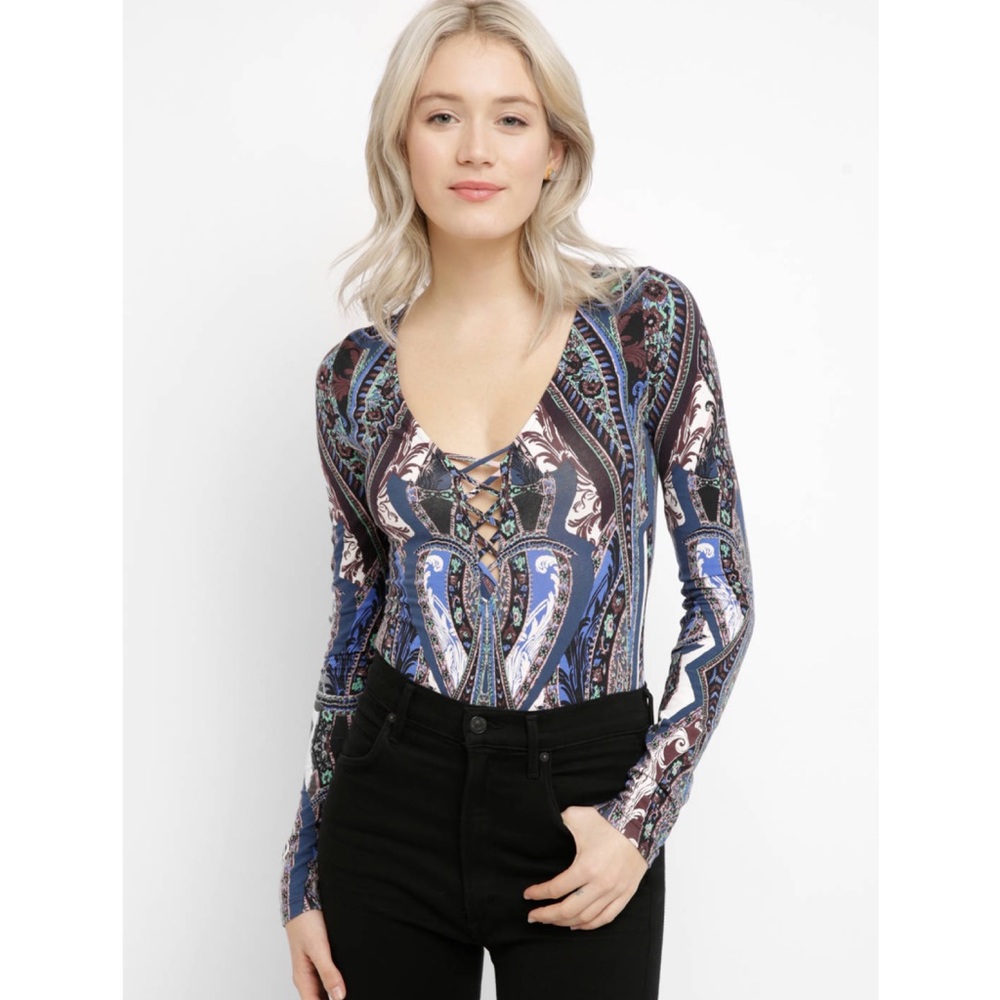 🌙Free People “Pick a Place” Bodysuit - Picture 5 of 8